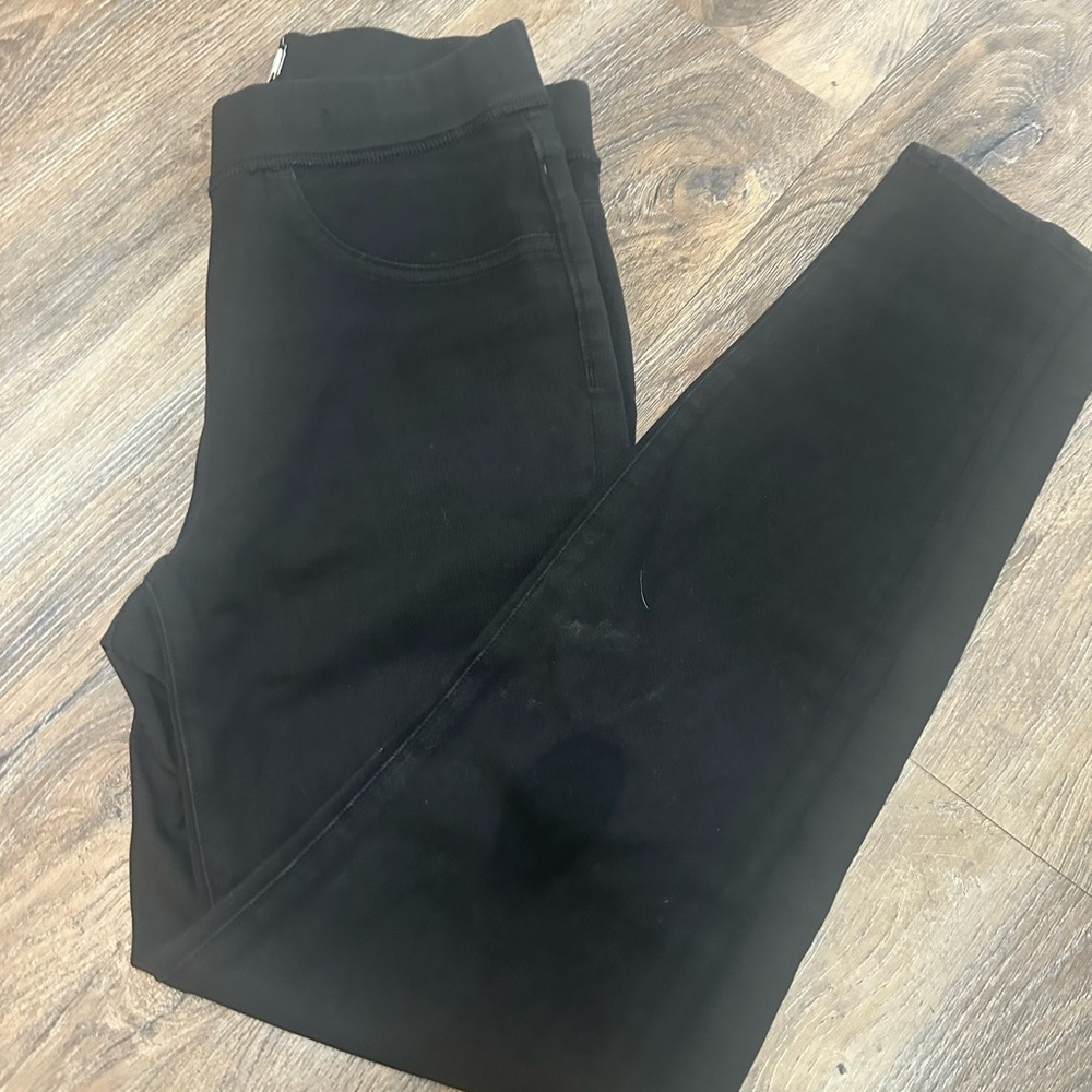 Madewell Women's “The Anywhere Jean” Skinny Jeans - Black